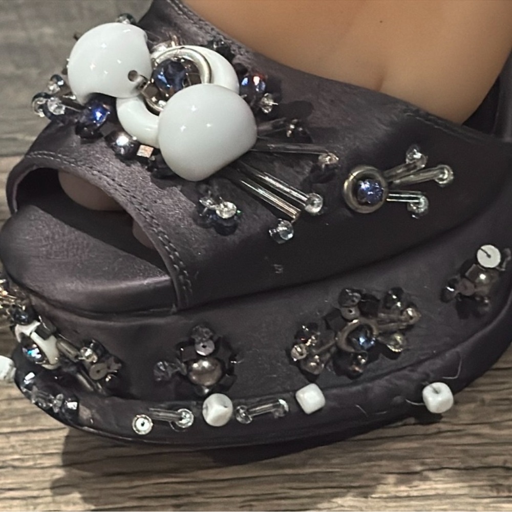 Authentic Prada luxury designer runway satin embellished platform heels sz 8 - Picture 9 of 16